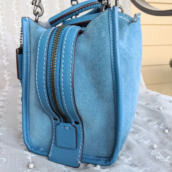 💙 Coach Chambray Suede Rogue 25 💙 - Picture 6 of 10